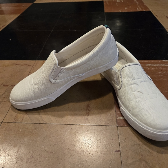 Lauren Ralph Lauren slip on shos sneakers in a women's size 7.5. EUC - Picture 7 of 14
